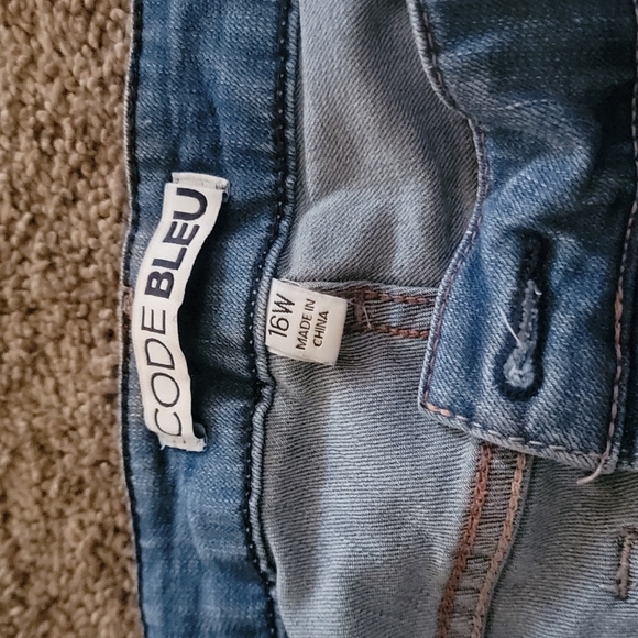 Code blue capris - Picture 5 of 6